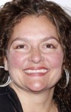 Aida Turturro - bio and intersting facts about personal life.