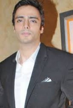 Akash Chopra - bio and intersting facts about personal life.