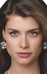 Alinne Moraes - bio and intersting facts about personal life.