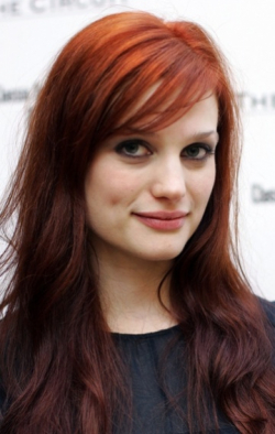 Alison Sudol - bio and intersting facts about personal life.