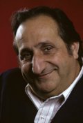 Al Molinaro - bio and intersting facts about personal life.