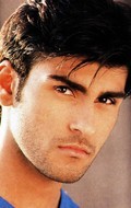 Arya Babbar - bio and intersting facts about personal life.
