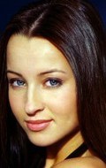 Ashley Leggat - bio and intersting facts about personal life.