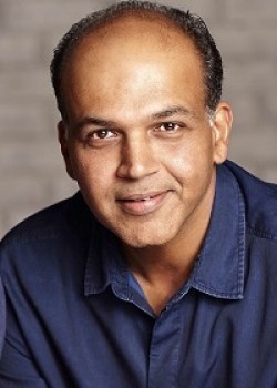 Ashutosh Gowariker - bio and intersting facts about personal life.