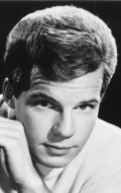 Bobby Vee - bio and intersting facts about personal life.