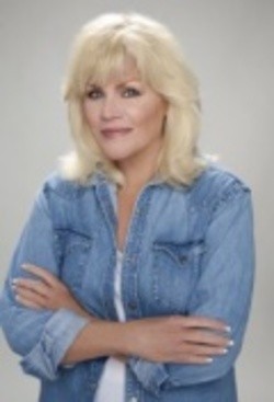 Bobbi Jo Lathan - bio and intersting facts about personal life.