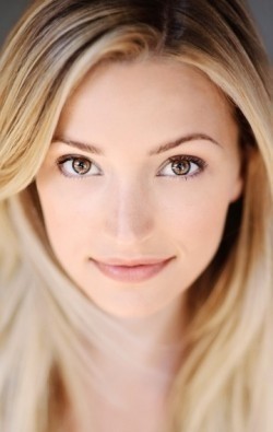Brianne Howey - bio and intersting facts about personal life.