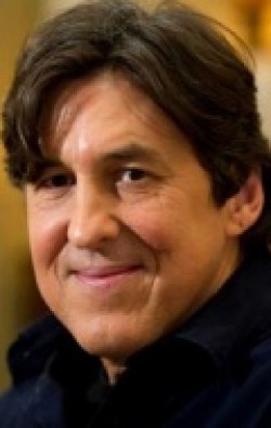 All best and recent Cameron Crowe pictures.