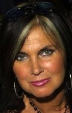 Caroline Munro - bio and intersting facts about personal life.