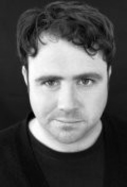 Celyn Jones - bio and intersting facts about personal life.