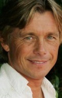 Christopher Atkins - wallpapers.