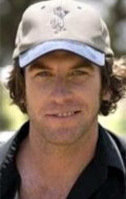 Clint James - bio and intersting facts about personal life.