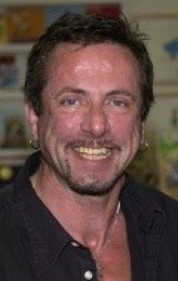 Clive Barker - bio and intersting facts about personal life.