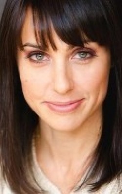 Constance Zimmer - bio and intersting facts about personal life.