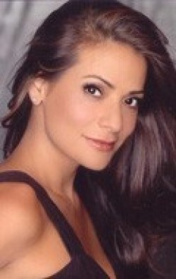 Constance Marie - wallpapers.