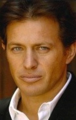 Costas Mandylor - bio and intersting facts about personal life.