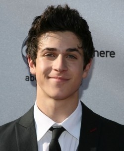 David Henrie - bio and intersting facts about personal life.