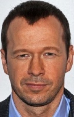 Recent Donnie Wahlberg pictures.