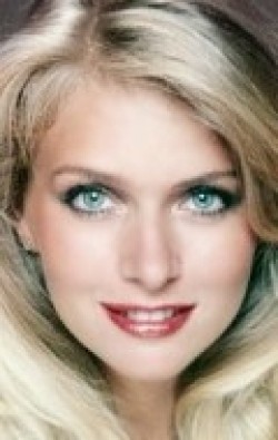Donna Dixon - bio and intersting facts about personal life.