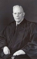 Earl Warren - bio and intersting facts about personal life.