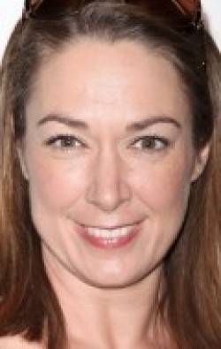 Elizabeth Marvel - bio and intersting facts about personal life.