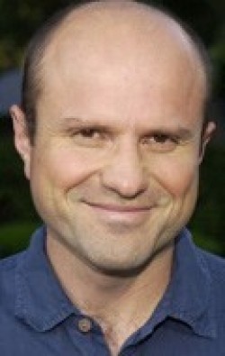 Enrico Colantoni - bio and intersting facts about personal life.