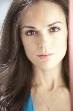 Recent Erin Cahill pictures.
