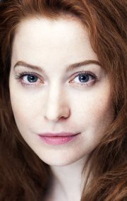 Esmé Bianco - bio and intersting facts about personal life.