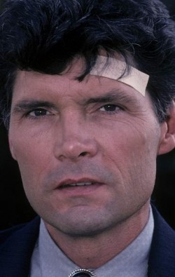 All best and recent Everett McGill pictures.