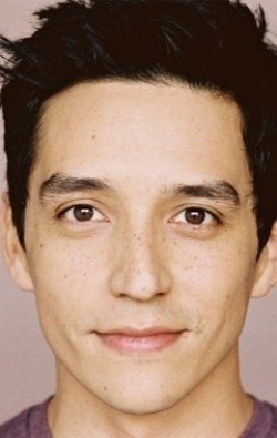 Gabriel Luna - bio and intersting facts about personal life.