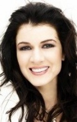 Gabrielle Miller - bio and intersting facts about personal life.