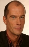Georg Uecker - bio and intersting facts about personal life.