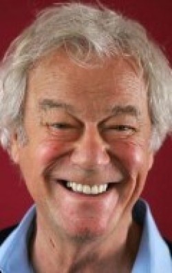 Gordon Pinsent - bio and intersting facts about personal life.