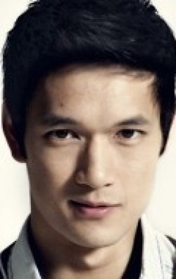 Harry Shum Jr. - bio and intersting facts about personal life.