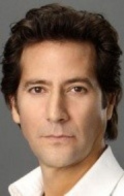 All best and recent Henry Ian Cusick pictures.