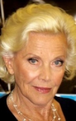 All best and recent Honor Blackman pictures.