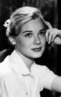 Hope Lange - bio and intersting facts about personal life.