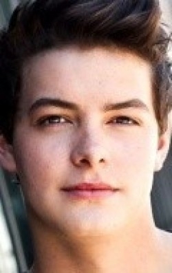 Israel Broussard - bio and intersting facts about personal life.