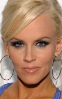 Jenny McCarthy - bio and intersting facts about personal life.