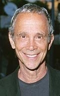 Joel Grey - bio and intersting facts about personal life.