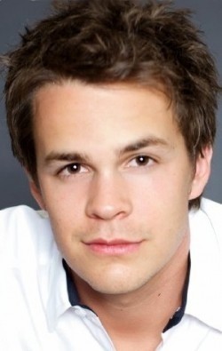 Johnny Simmons filmography.