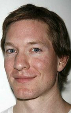 Joseph Sikora - bio and intersting facts about personal life.
