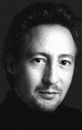 Julian Lennon - bio and intersting facts about personal life.