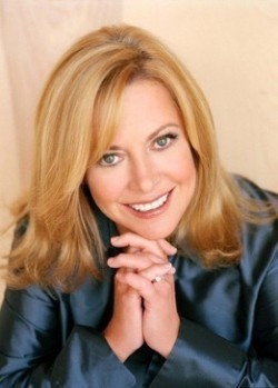 Katherine Hicks - bio and intersting facts about personal life.