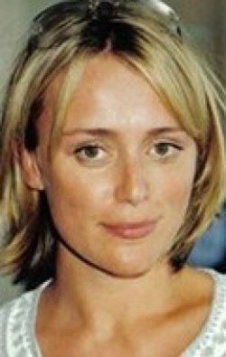 Keeley Hawes - bio and intersting facts about personal life.