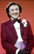 Ken Dodd - bio and intersting facts about personal life.