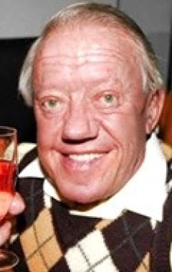 Kenny Baker - bio and intersting facts about personal life.