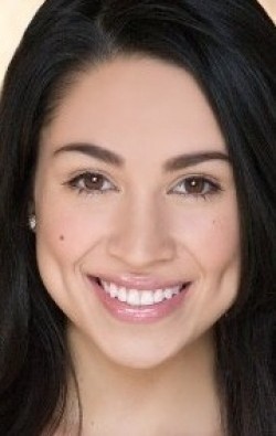 Cassie Steele - bio and intersting facts about personal life.