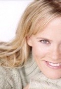Krista Lewis - bio and intersting facts about personal life.