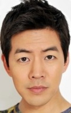 Lee Sang-yoon - bio and intersting facts about personal life.